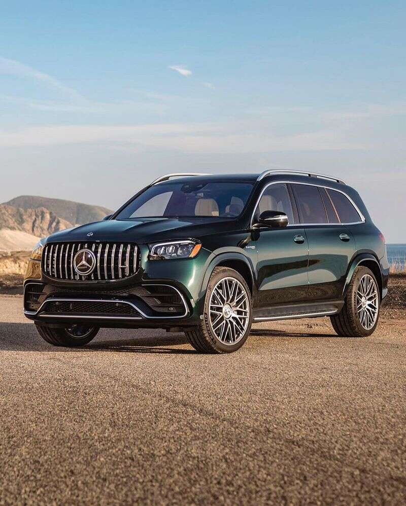 威武运动的设计梅赛德斯amggls63实车