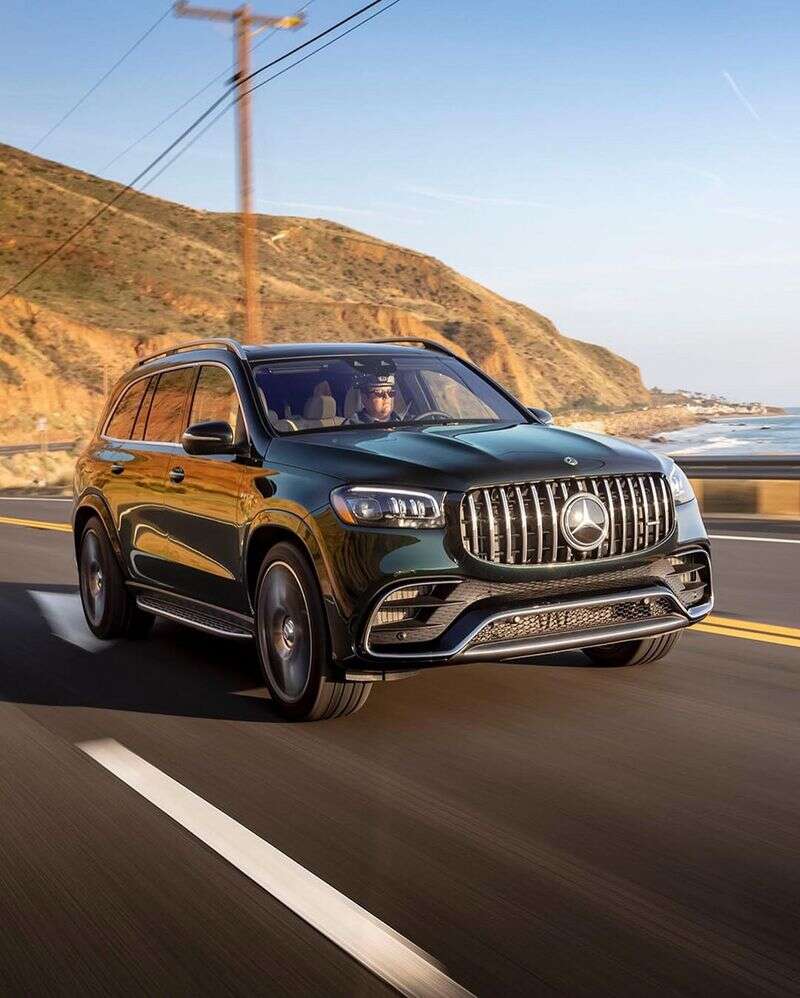 威武运动的设计梅赛德斯amggls63实车