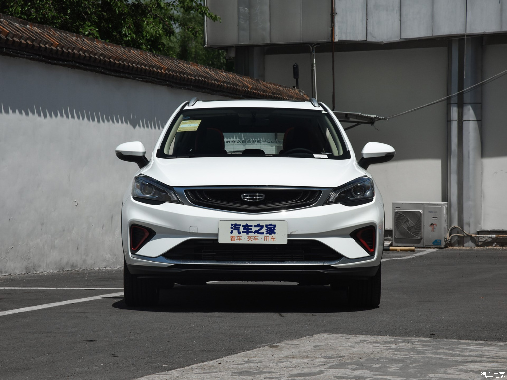 高颜值跨界suv全新吉利帝豪gs来了