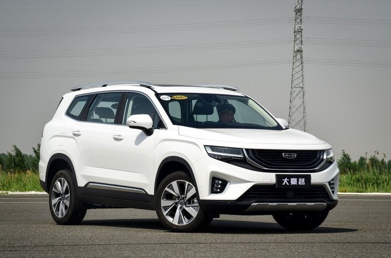 2020年豪越推出之时,很多人觉得吉利的旗舰suv要来了,不过让人没想到