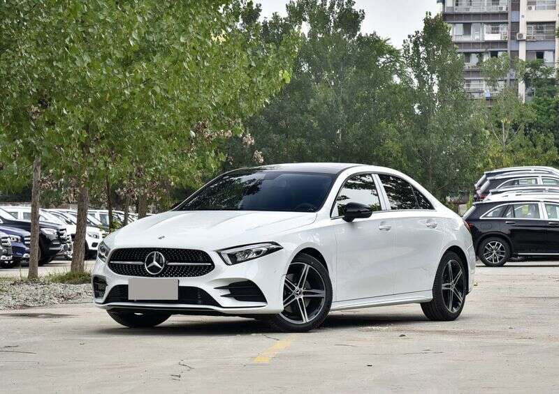 预算20万左右奔驰a级和宝马1系究竟谁更值得购买