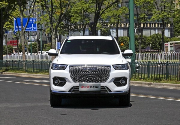 第二代哈弗h6超赞外观超强动力为你护航安心过年