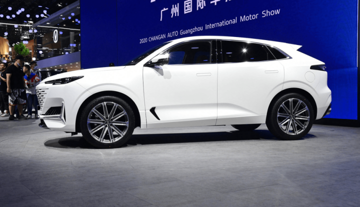 自主实力派中型suv之争:红旗hs5对比长安uni-k-车市号