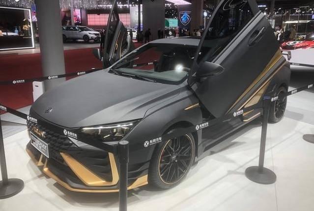 被玩坏的蝴蝶门,鸥翼门,将成为国产车的热门配置?