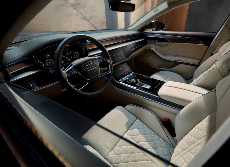 奔驰迈巴赫添劲敌奥迪a8l霍希创始人版来了