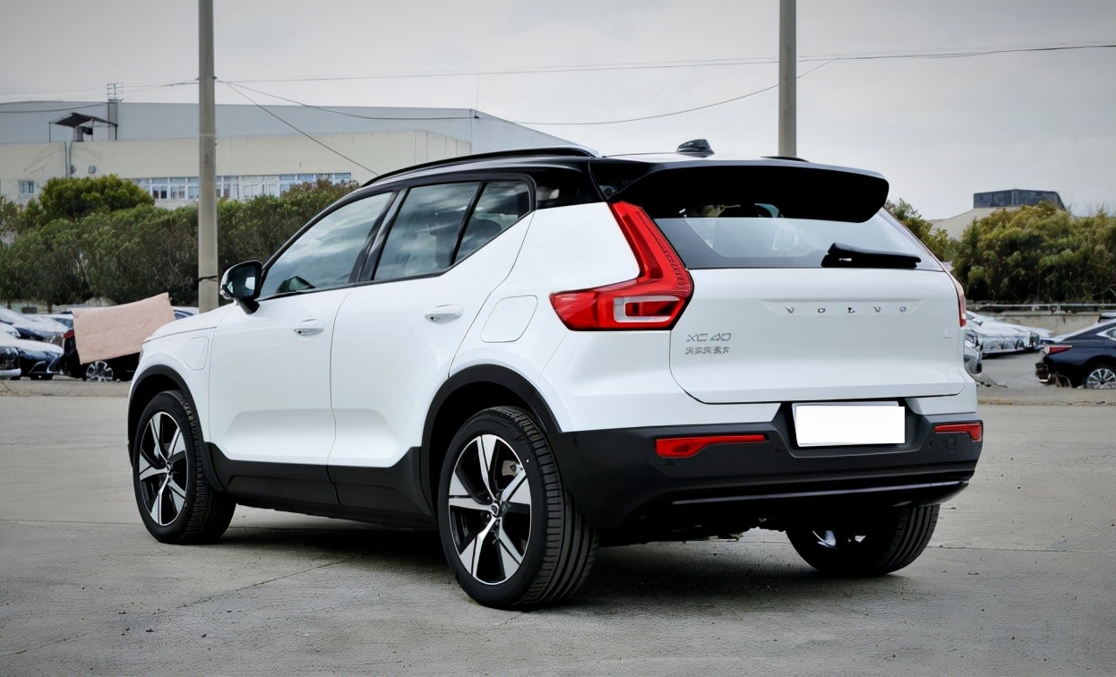 沃尔沃xc40纯电版p6车型上市售257万元起