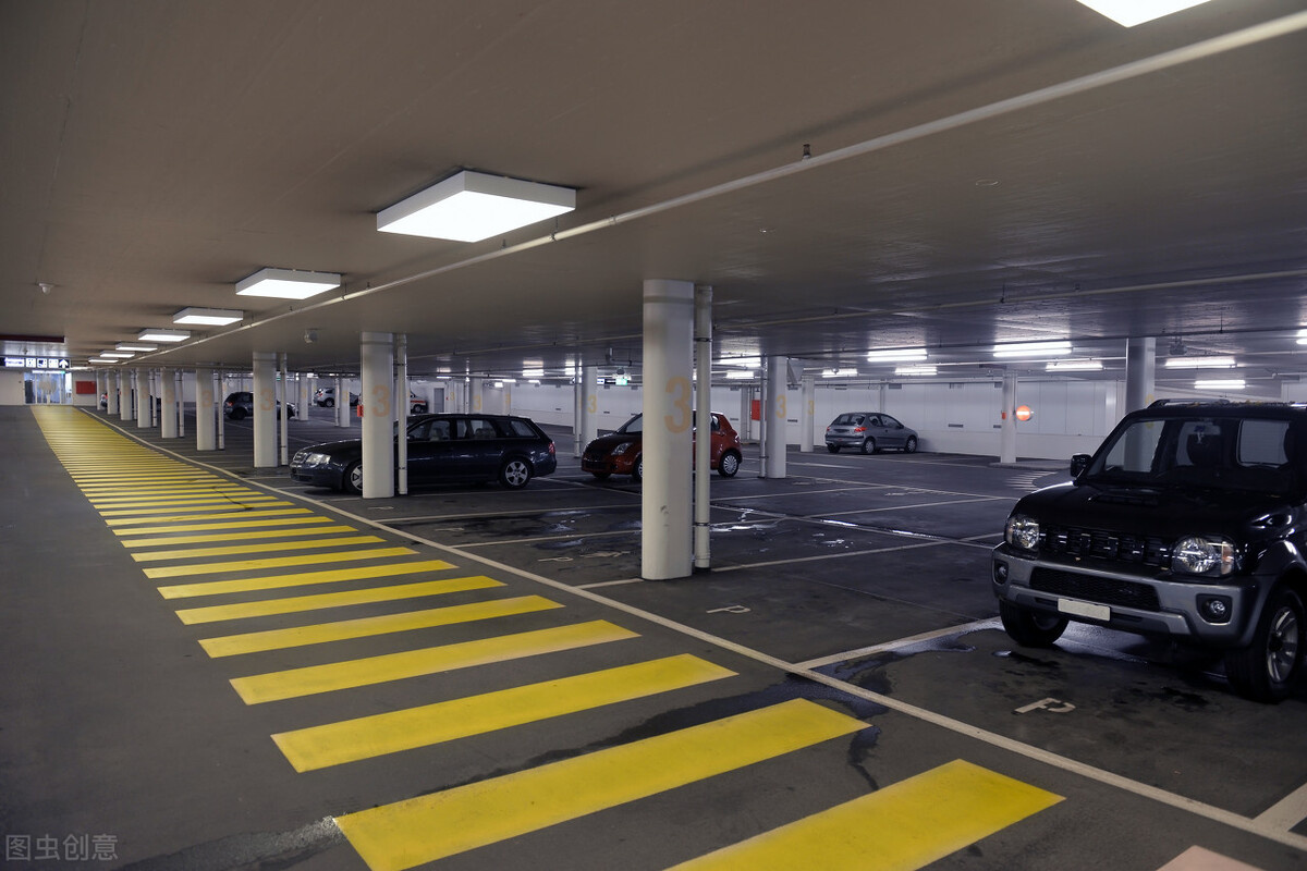 北京西站停车场停一天多少钱,北京西站附近停车场哪个便宜