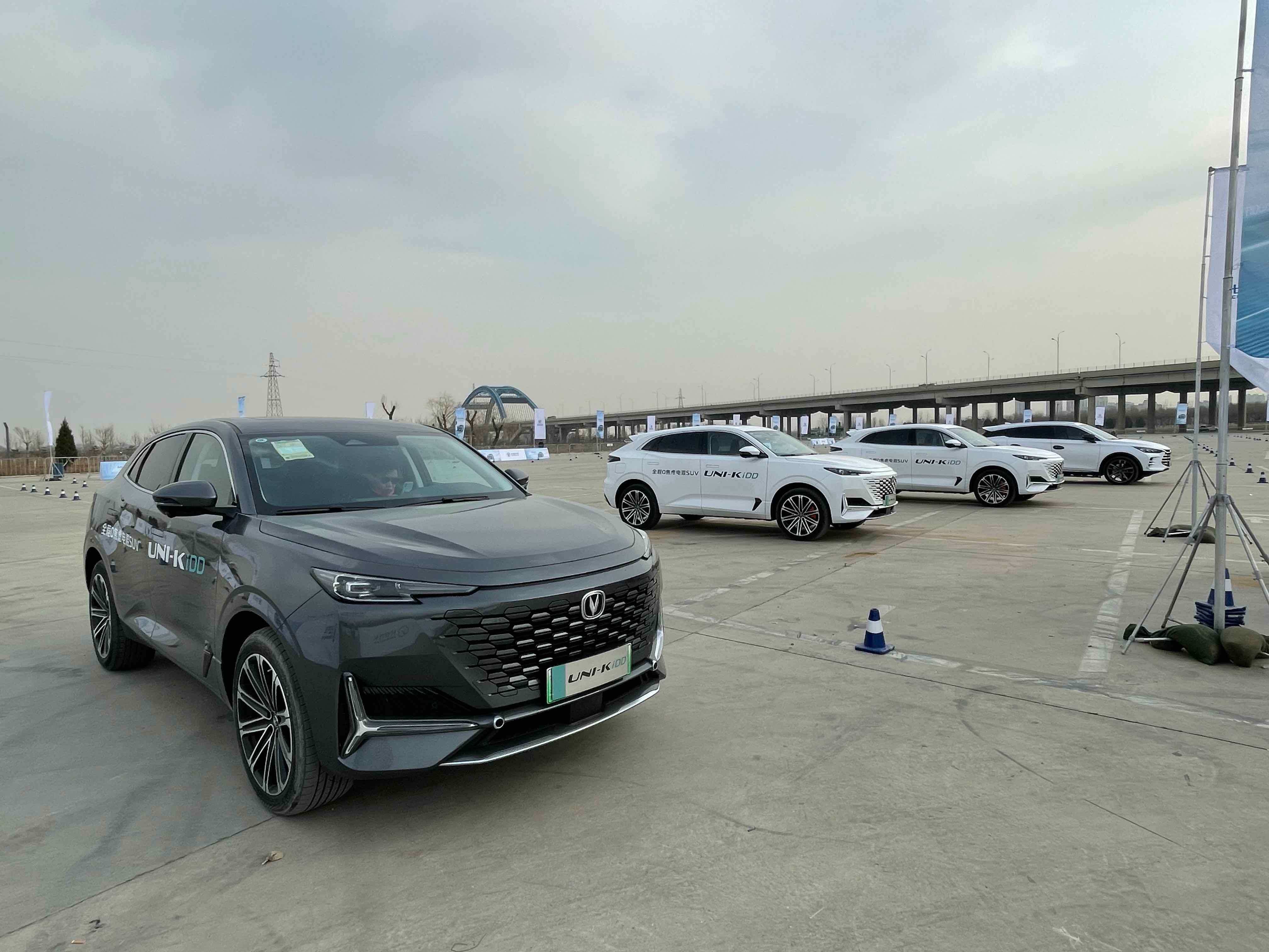 体会智慧动力之趣石家庄试驾长安unikidd