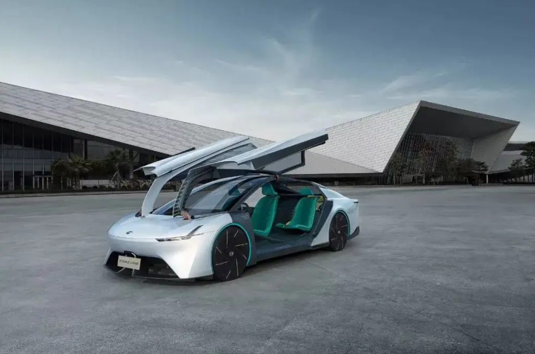 埃安撕开国产遮羞布鸥翼车门19秒破百凭啥不能卖百万