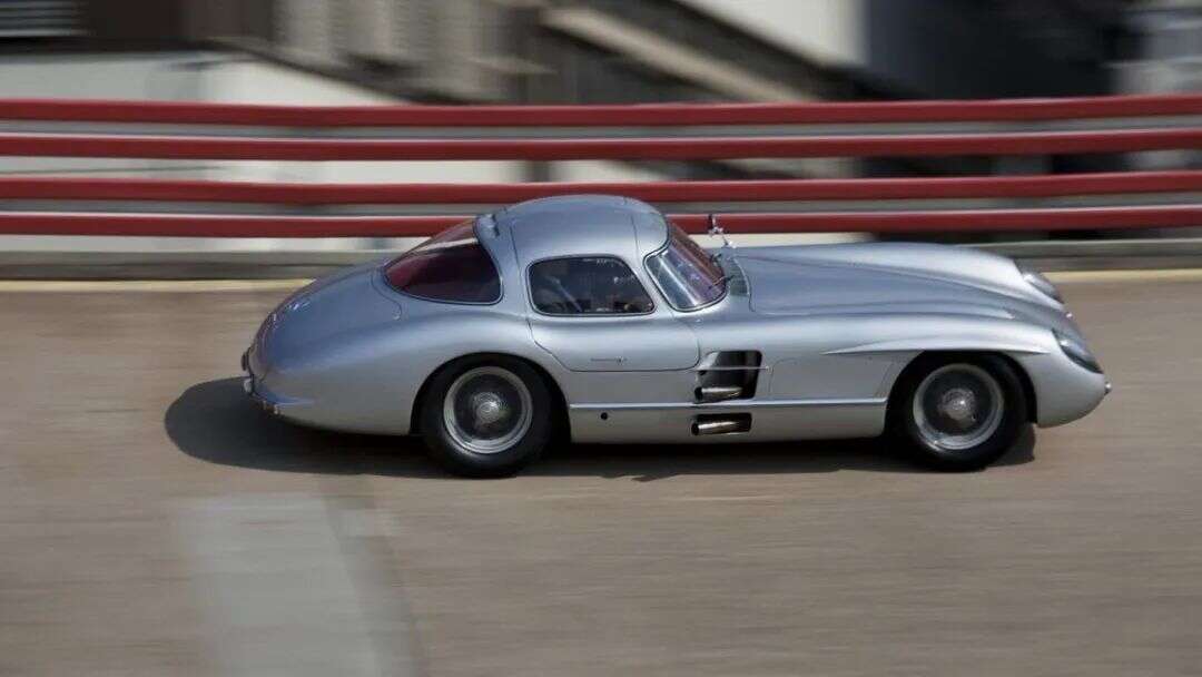 什么车能卖到959亿元看这辆奔驰300slr