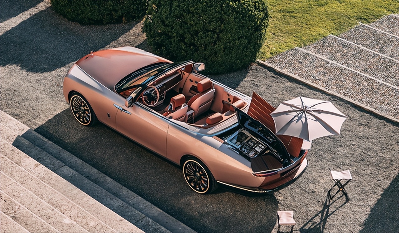 劳斯莱斯新车来了18亿破最贵记录仿游艇设计奢华至极