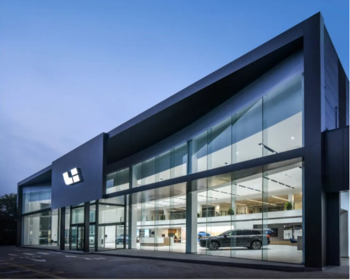 理想汽车直营模式实力圈粉一站式购车无套路更省心