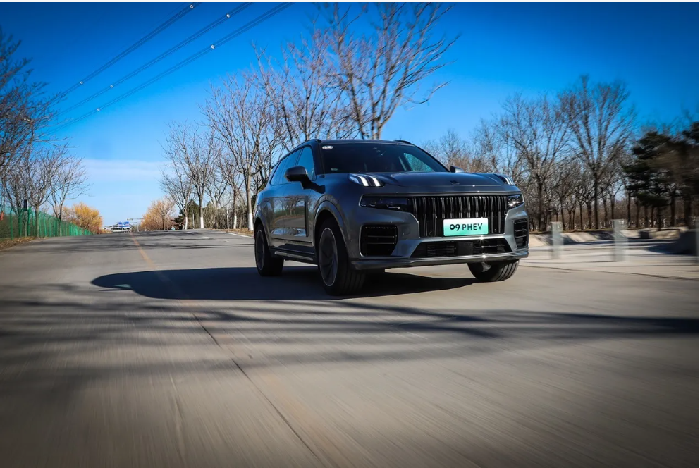 差距明显看领克09phev如何技术性击倒理想one