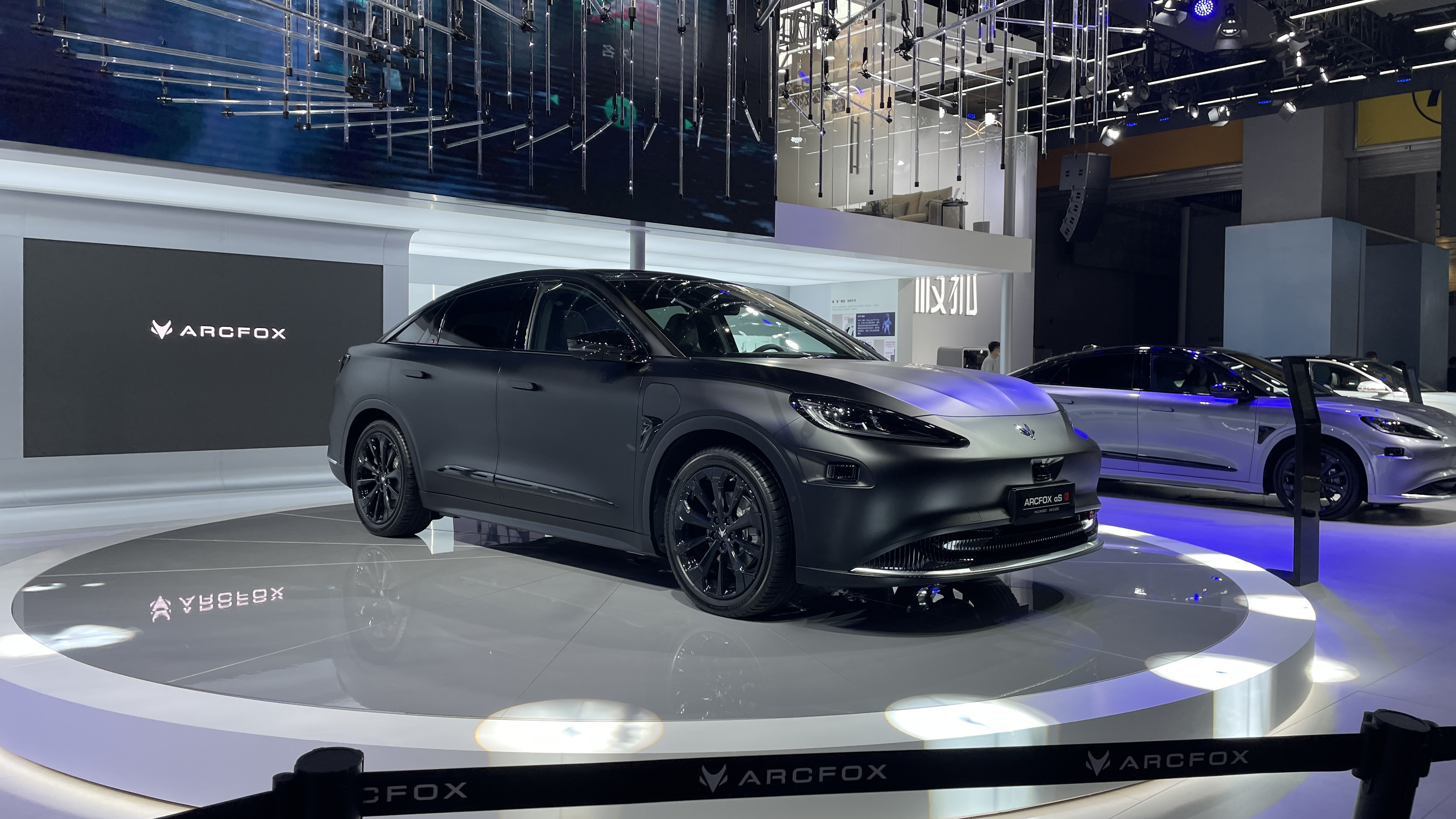 售价3979万元起极狐阿尔法shi正式上市