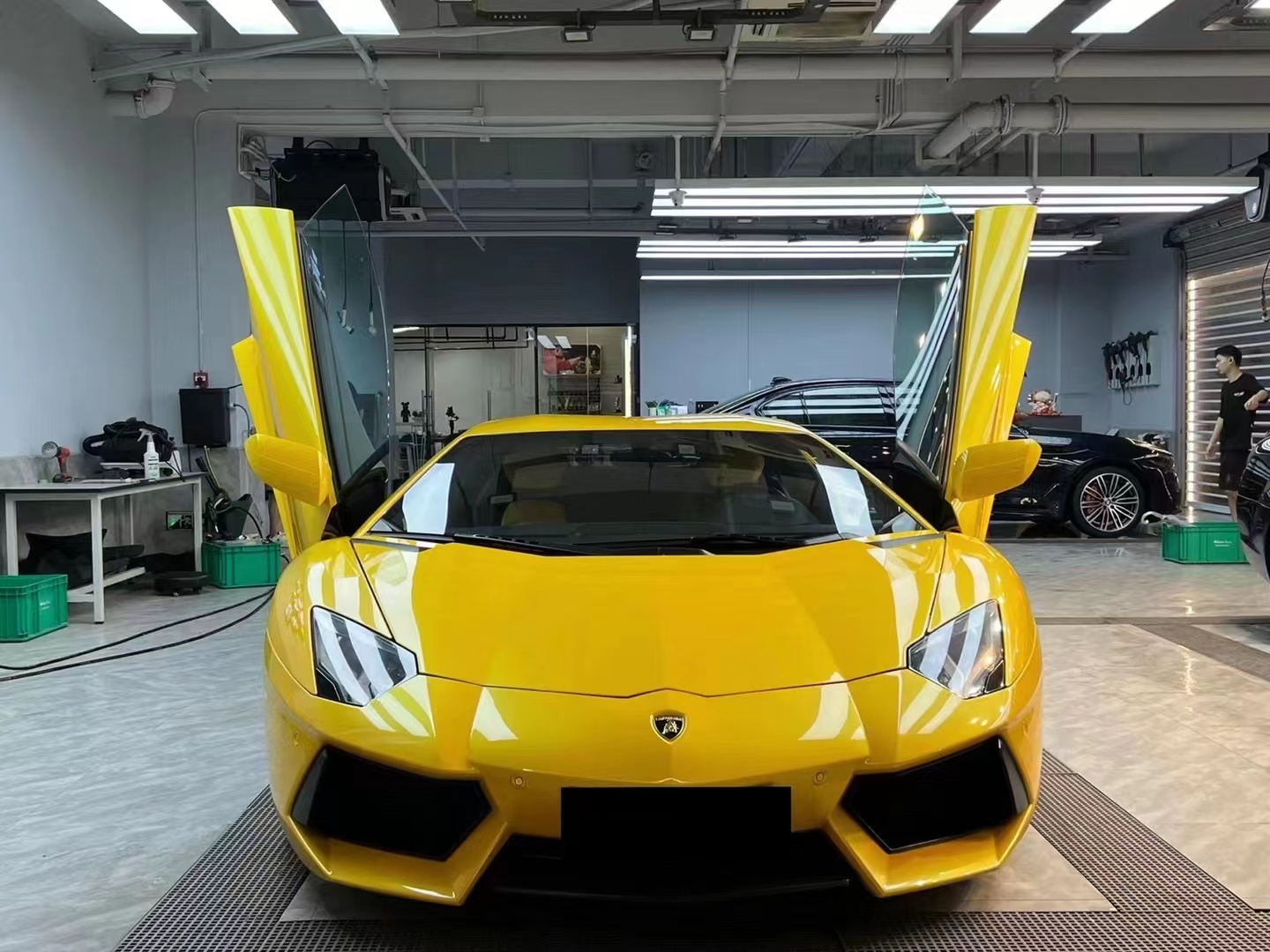 兰博基尼lp7004人称大黄牛跑车