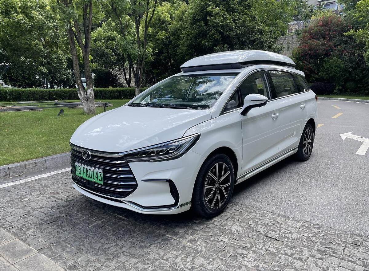 比亚迪2022款宋maxdmi油电混动非常实用