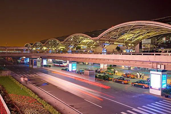 北京首都机场停车费一天多少钱，首都机场t3停车场省钱停车攻略