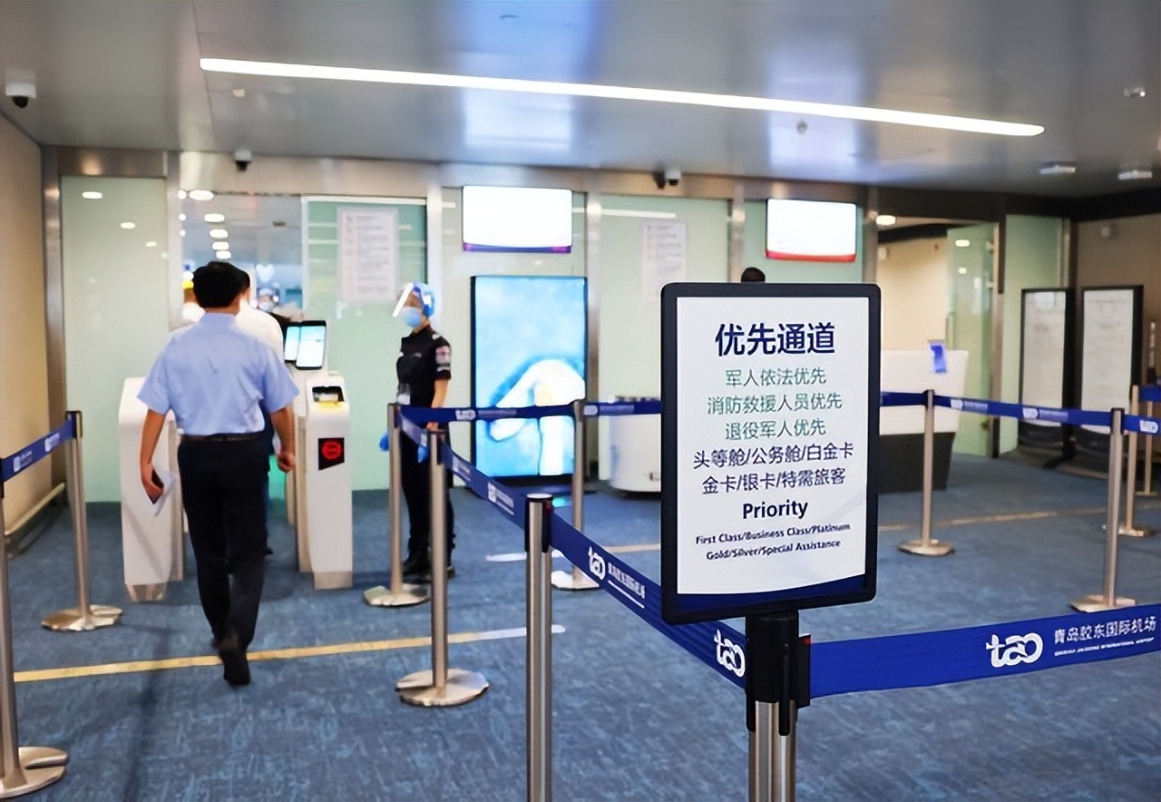 青岛胶东机场停车场收费多少钱一天，青岛机场停车费24小时多少钱