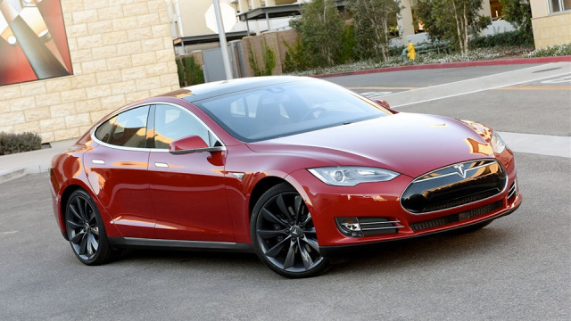 特斯拉models新款要上市现在抄底老款二手车只要23万元