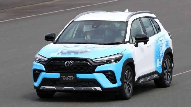 丰田也玩氢燃料电车卡罗拉crossh2