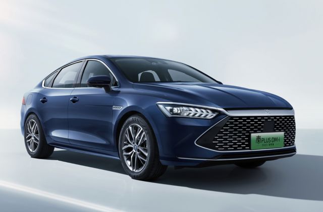 比亚迪秦plusdmi冠军版上市售价9981458万元