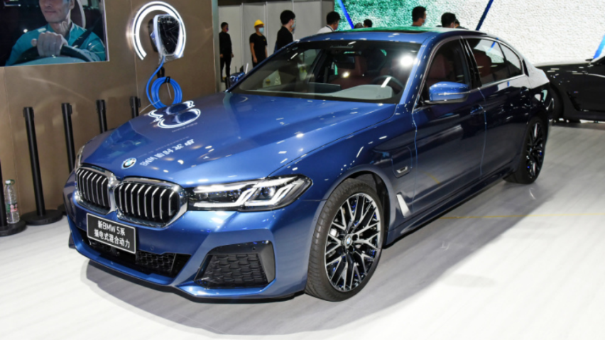 月均花费12万元贷款买20t的宝马5系phev怎么样