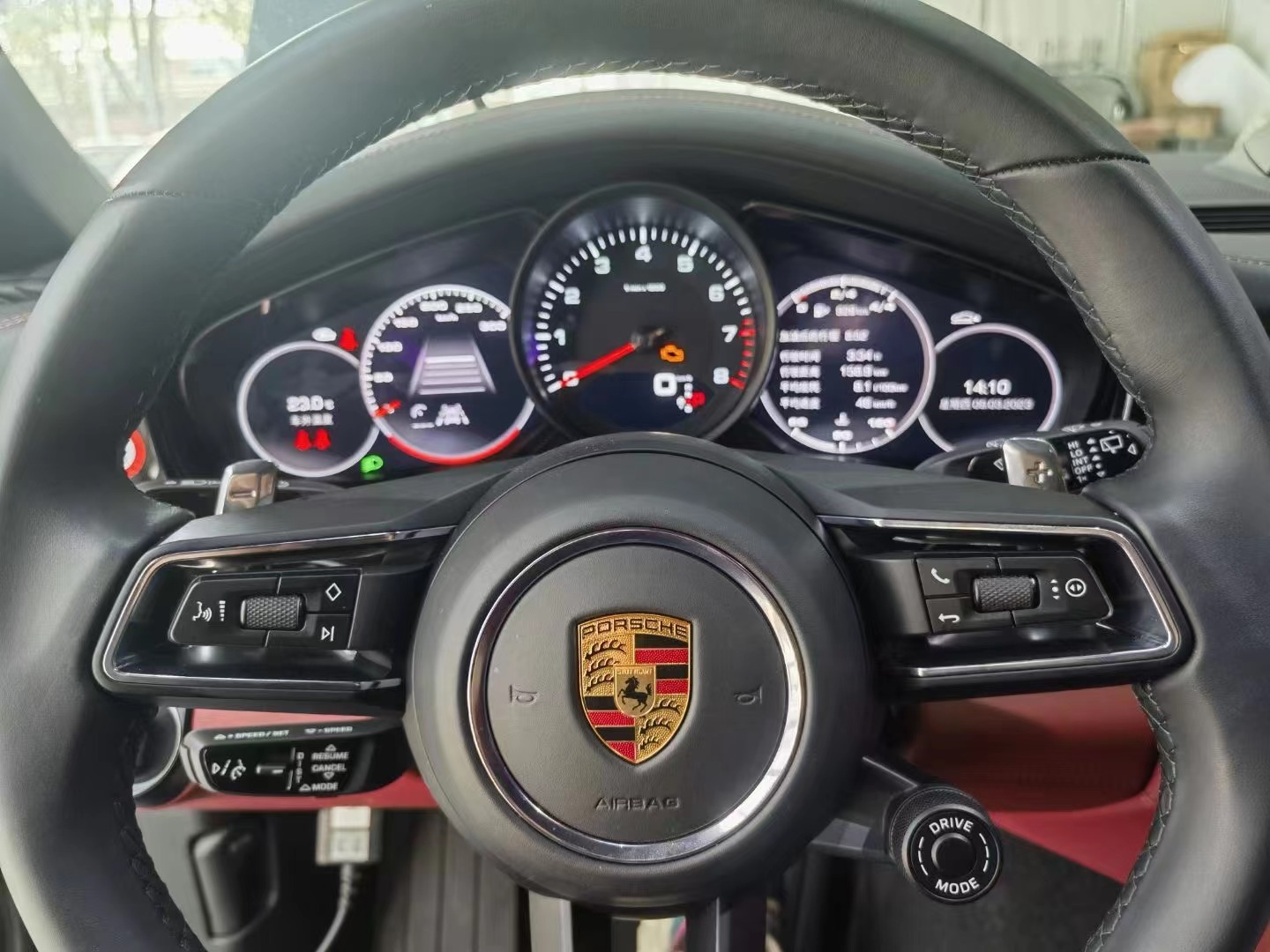 新款保时捷帕拉梅拉升级自适应巡航acc变道辅助开门提醒