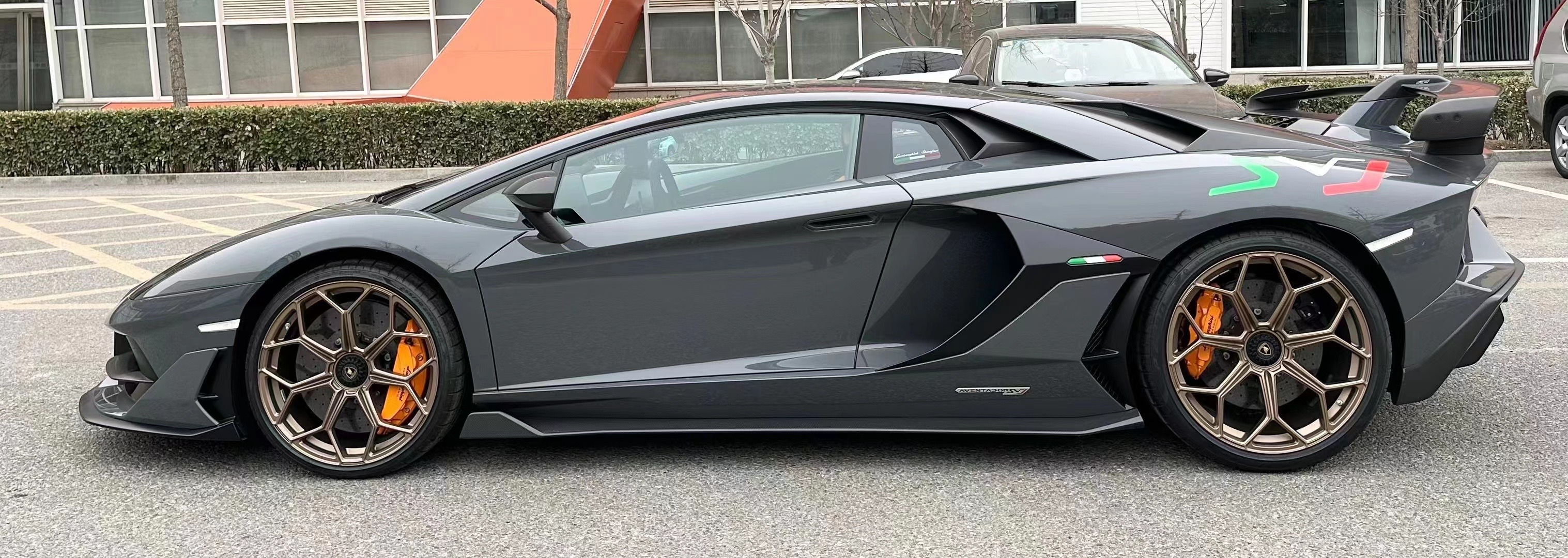 aventadorsvj限量900辆一代枭雄