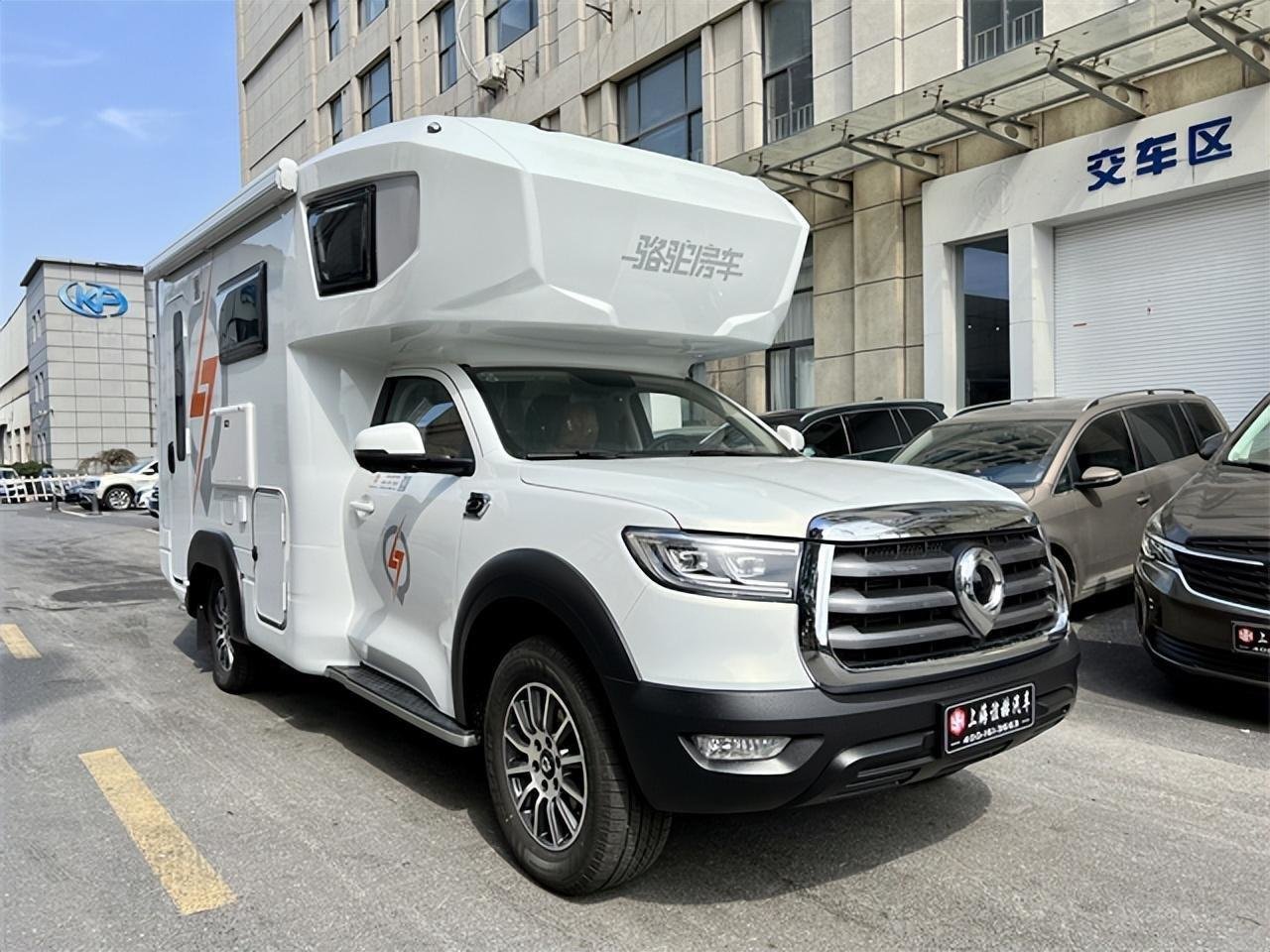 长城览众自由炮c房车高性价比四驱房车