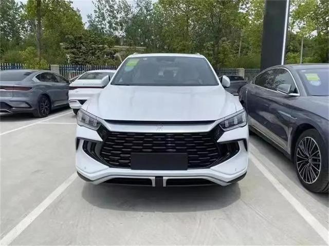 比亚迪宋prodmi冠军版官图发布采用全新风格前脸