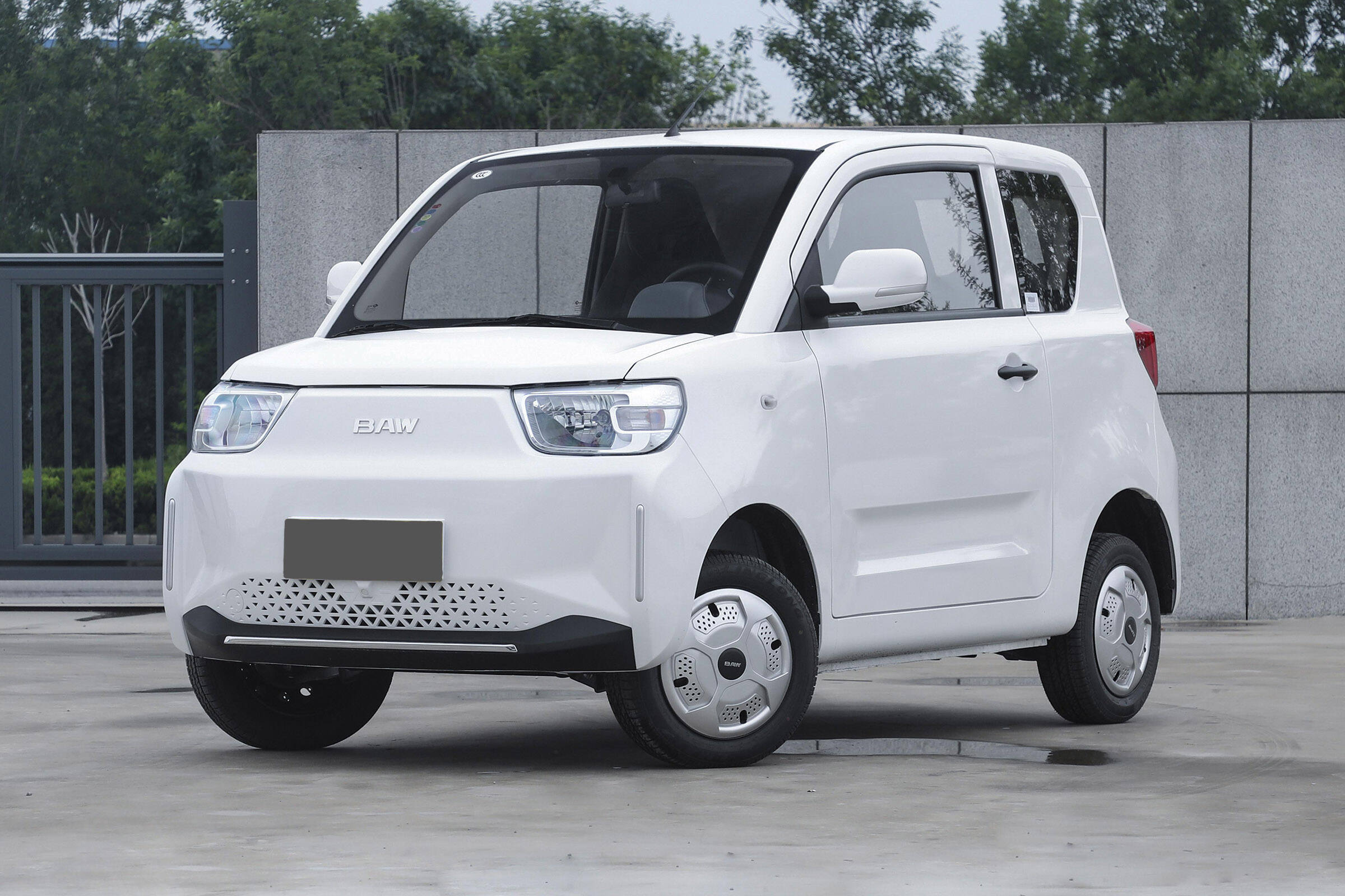 297万元起售外观小巧可爱2023款北汽制造元宝上市