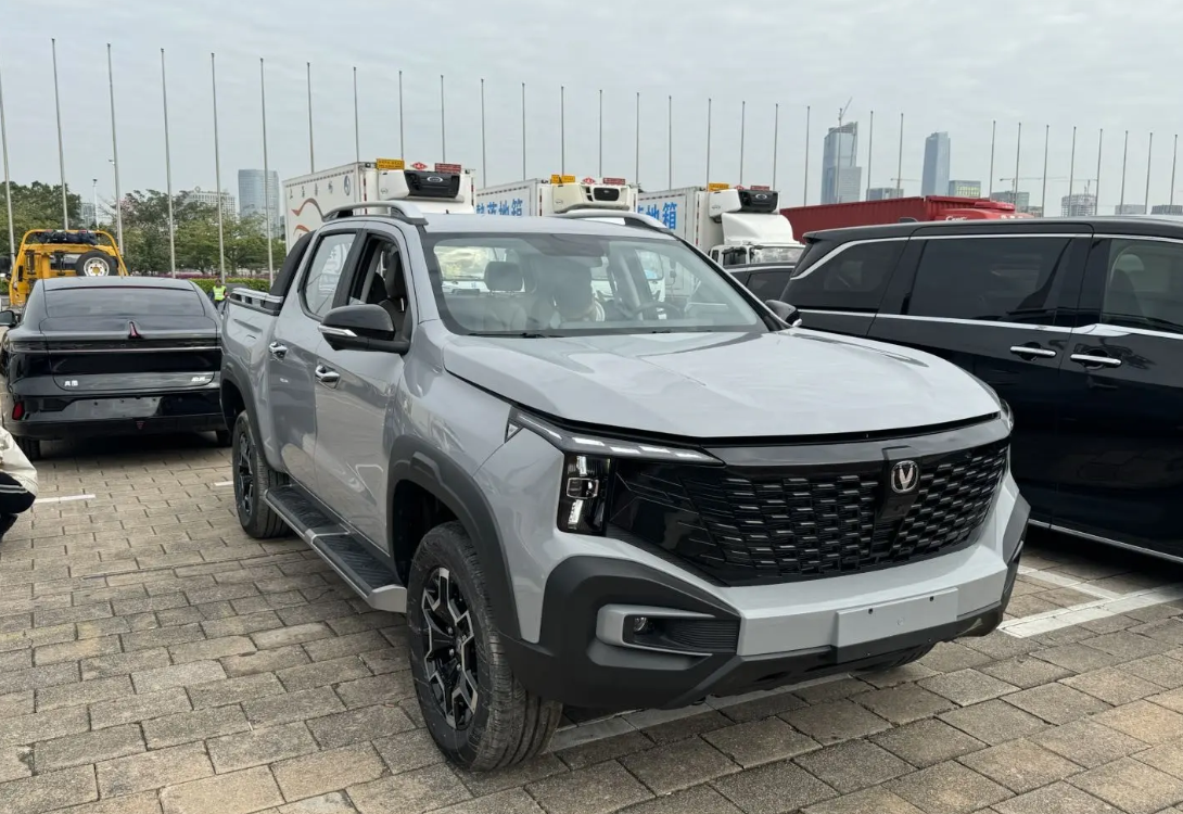 长安猎手皮卡实车曝光广州车展首次亮相