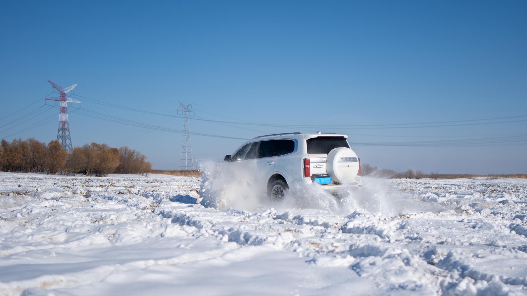 畅玩冰雪 与坦克500雪地越野初体验