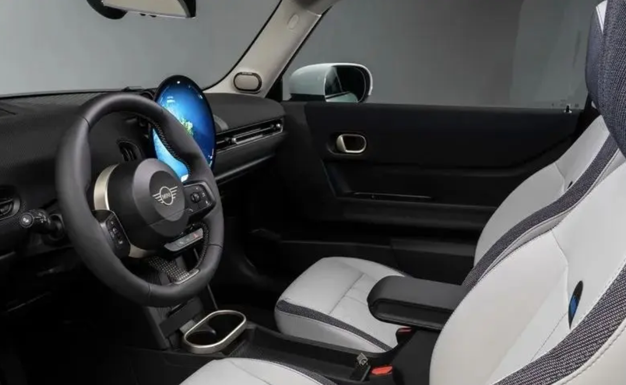 值得购买吗?全新mini cooper s在外观,内饰和动力方面都进行了一定