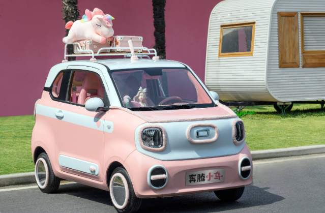 能匹敌五菱宏光miniev吗有敞蓬版奔腾小马上半年上市