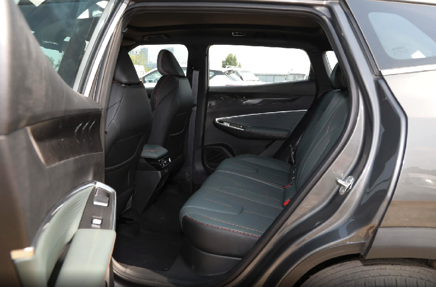 国产大空间suv推荐_吉利博越优惠_吉利新博越价格