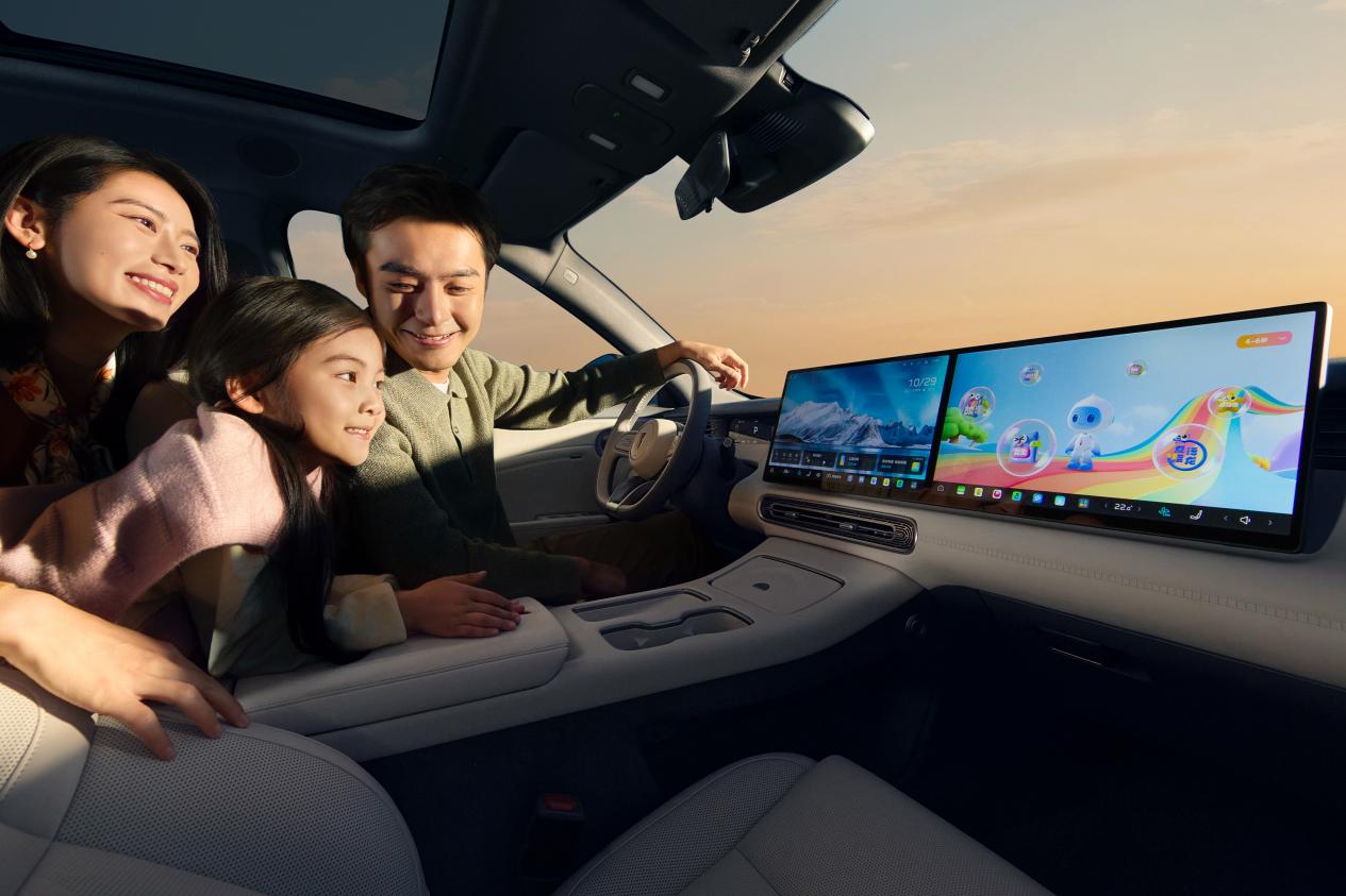 什么是大五座SUV的“红旗标准”？HS6 PHEV用创新和守正解答