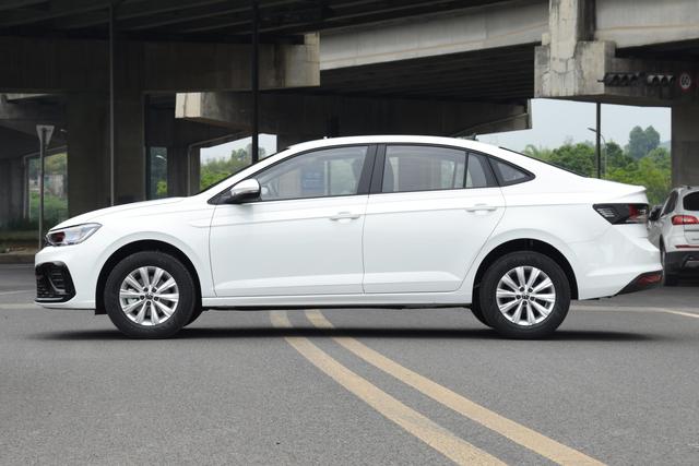 上汽大众朗逸新锐上市售价9999万起