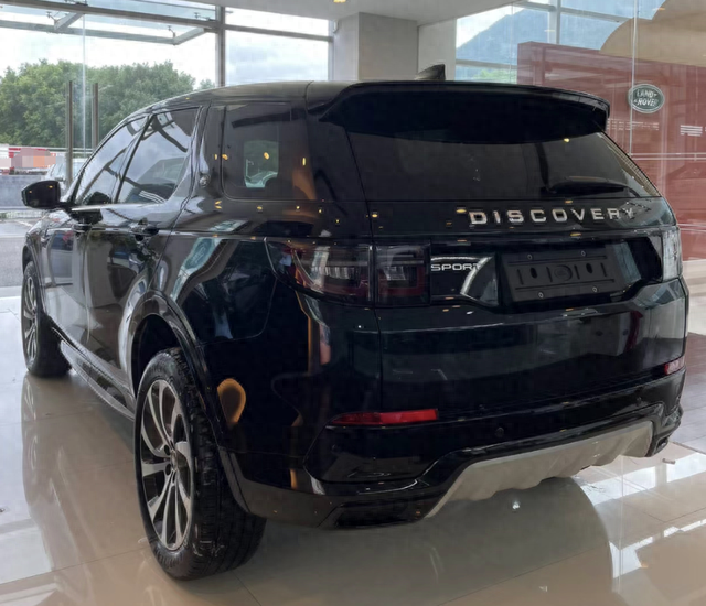 2024款路虎发现运动版到店外观细节改款涉水深度600mm配9at