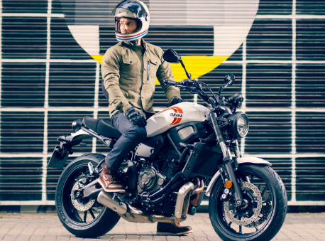 雅马哈发布24款xsr700复古街车