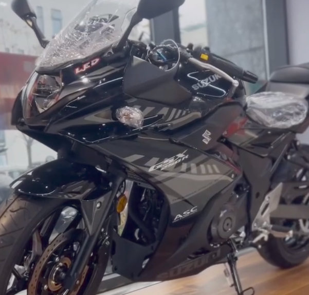 豪爵铃木gsx300r消息图片