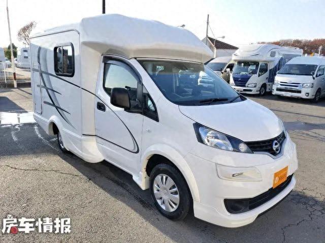 日產nv200打造的c型房車約合20多萬內部就是一個溫馨的小家