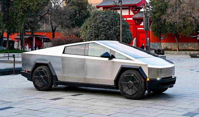 特斯拉cybertruck现身街头造型科幻可防弹1月28日起全国巡展