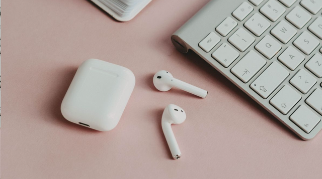 廉價蘋果耳機要來了appleairpods4新爆料透明外殼或有了