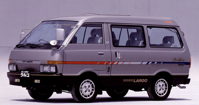 90年代国内豪华面包车的代表尼桑万利特巴宁