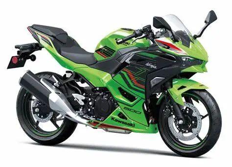 7年前川崎忍者ninja400国内上市可以卖断货.