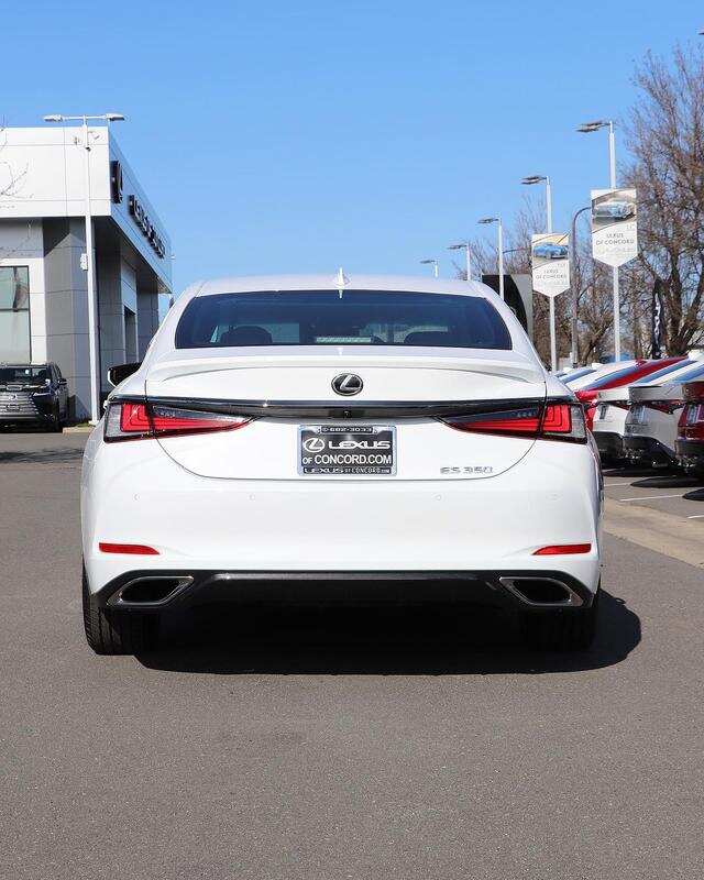 2024款雷克萨斯es350fsport版实车亮相