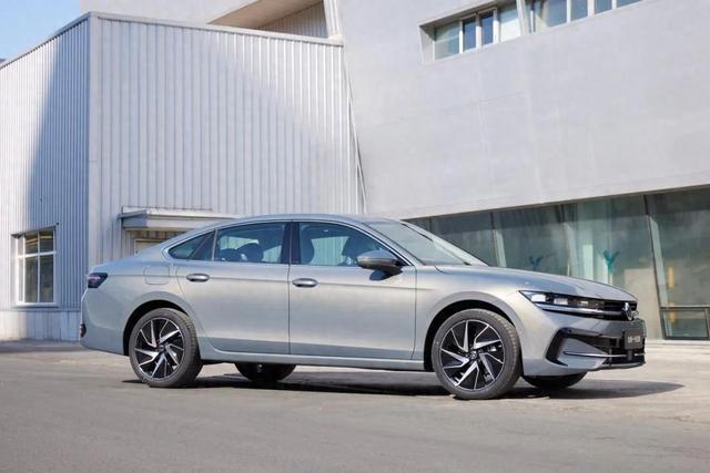 一汽大众持续高价值进阶迈腾b9重塑旗舰家轿新标杆