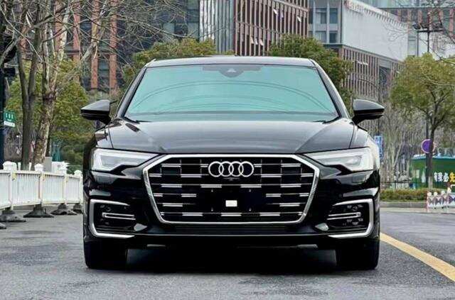 奥迪a6l新车就出现变速箱顿挫抖动4s店2024款车型通病