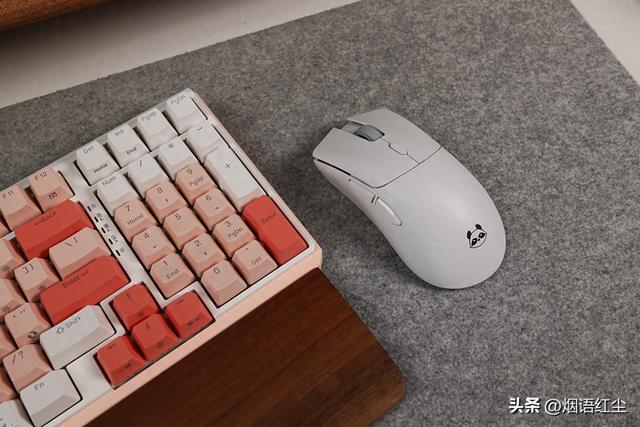 小体格SUV还有机会！丰田卡罗拉锐放双擎低至9万，插混版夏季上市
